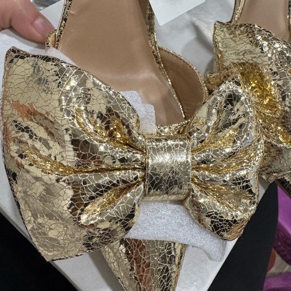 a new day Gold Bow Heels - Picture 4 of 5
